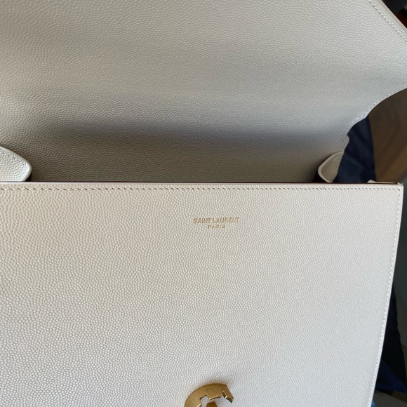 YSL Medium Cassandra Bag. - Picture 15 of 15